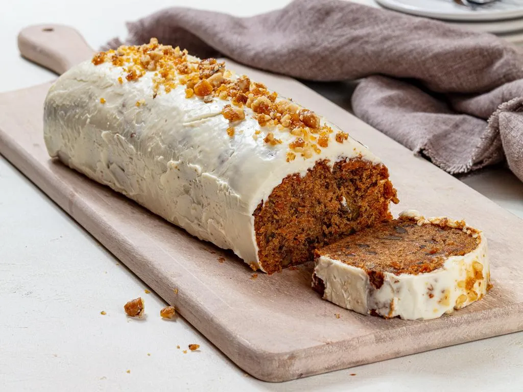[DE21] carrot Cake (whole) - Gluten Free