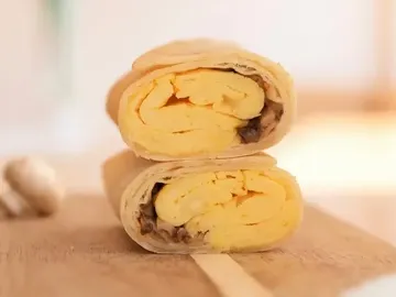 [SA01] Egg Wrap With Cheese And Mushroom - Gluten Free