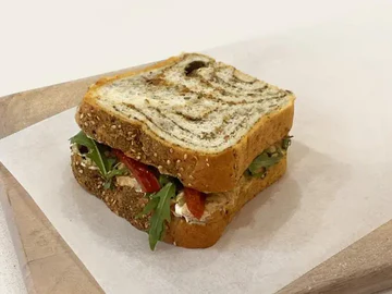 [SA02] Tuna Tartar Sandwich - Gluten Free