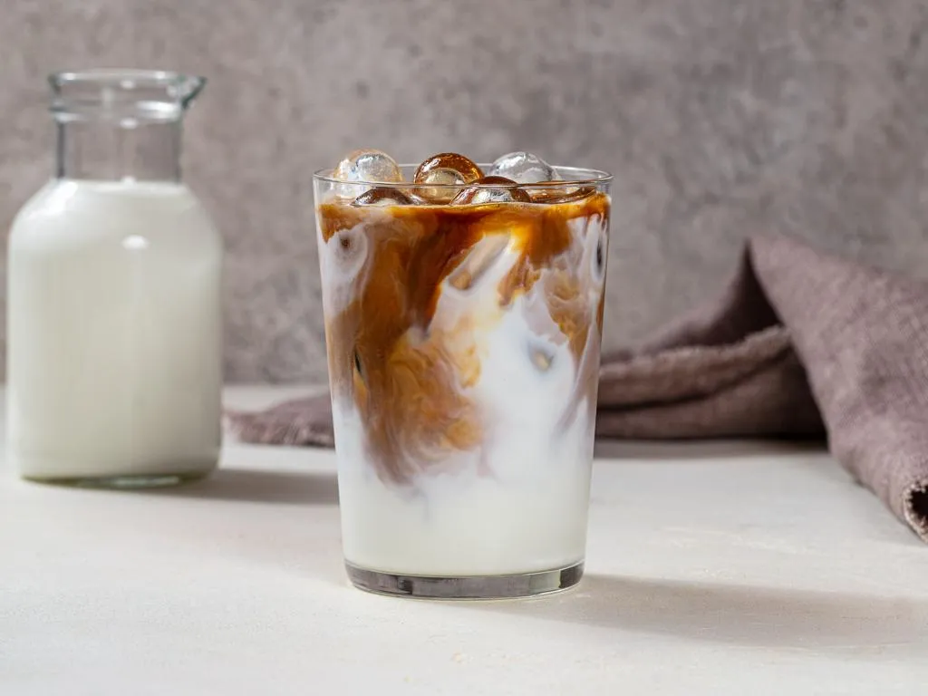 [CB02] Signature Ice Toffee Latte