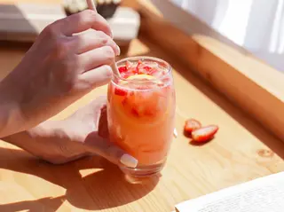 [CB10] strawberry yakult